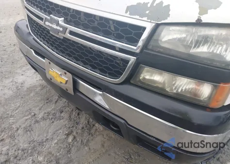 2006 Chevrolet Silverado 1500 Work Truck z USA, uszkodzony, nr VIN 1GCEC19V96Z280930